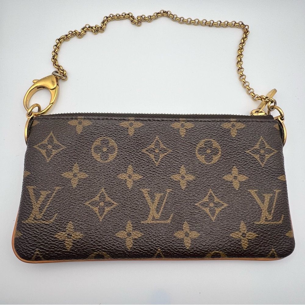 Louis Vuitton Monogram Milla MM Pouchette - Picture 2 of 16